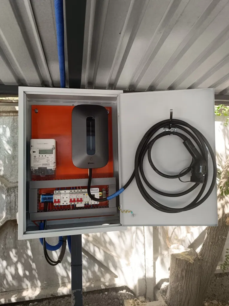 Установка зарядного устройства для электромобиля